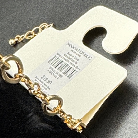 Banana Republic Factory Gold Hammered Ovals Geometric Statement Necklace NWT - Picture 3 of 3